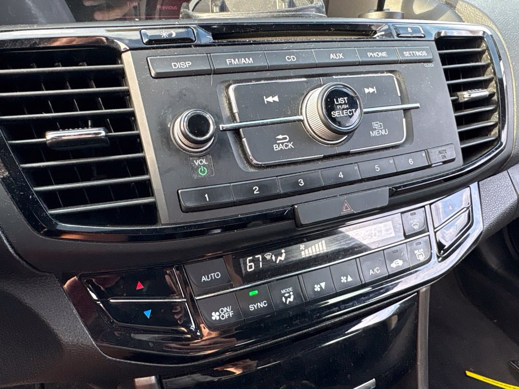 Used 2017 Honda Accord Sport Special Edition image 25
