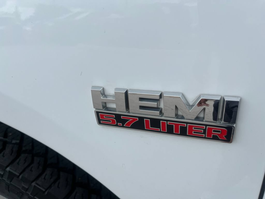 Used 2018 RAM 1500 Express w/ Express Value Package AWD/4WD image 33