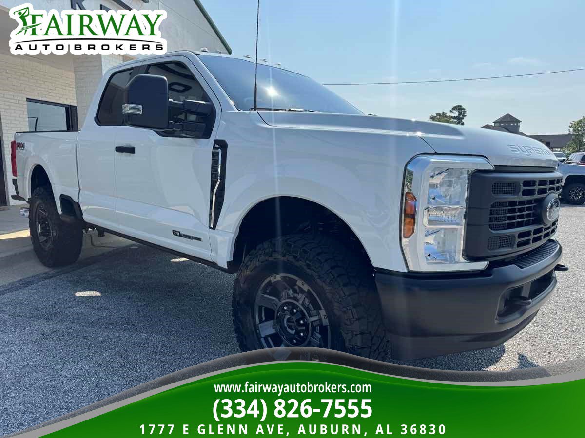 Used 2024 Ford F350 XL w/ XL Off-Road Package AWD/4WD image 4