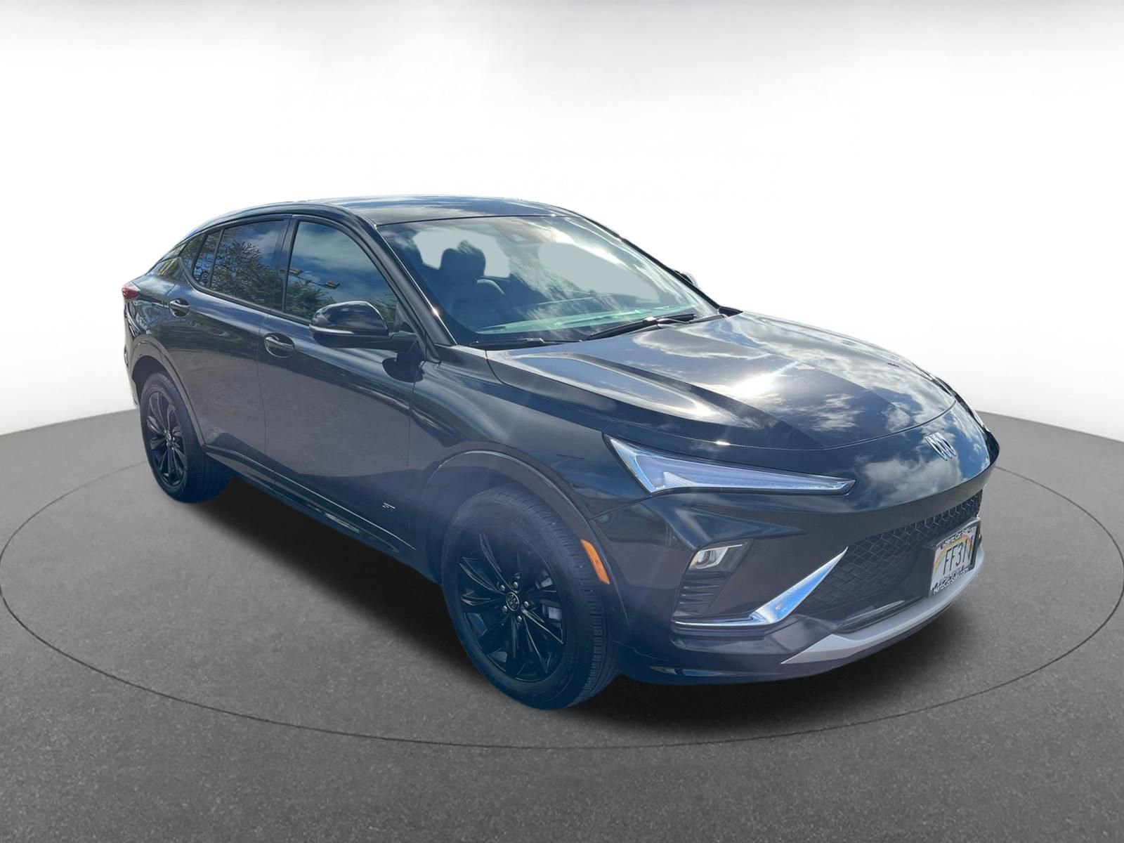 Used 2025 Buick Envista Sport Touring image 1