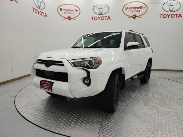 Used 2023 Toyota 4Runner SR5 Premium w/ Moonroof Package AWD/4WD image 2