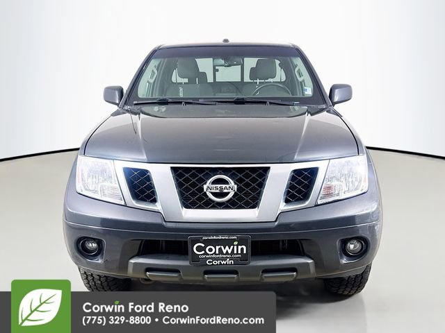 Used 2015 Nissan Frontier PRO-4X image 2