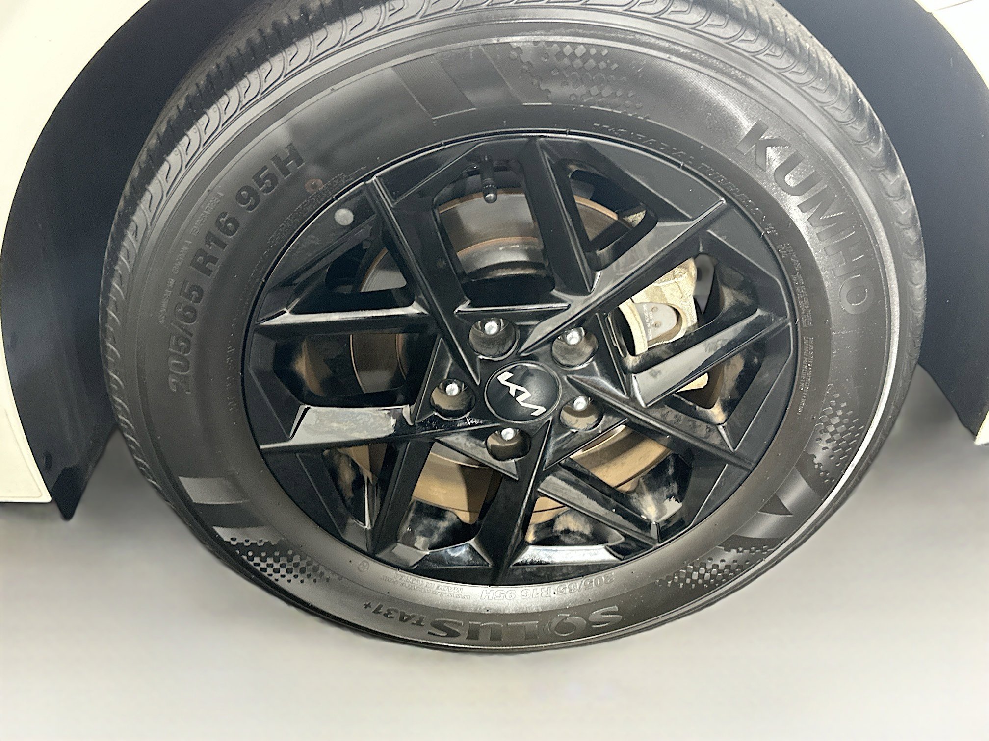 Used 2025 Kia K5 LXS image 11