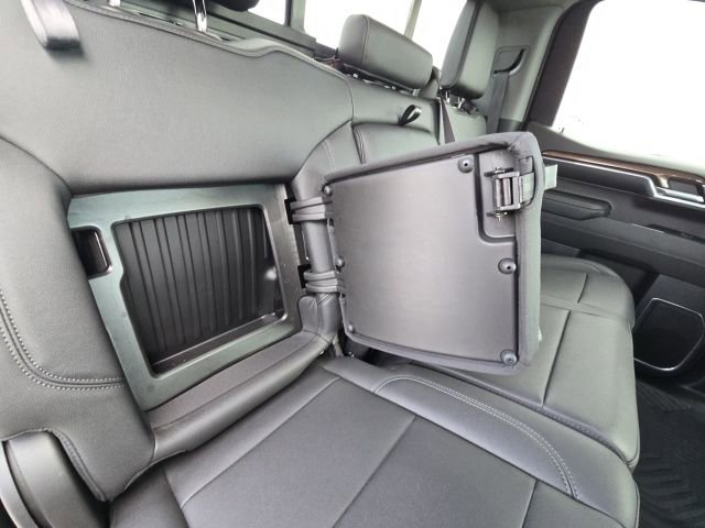 Used 2023 Chevrolet Silverado 1500 RST image 18