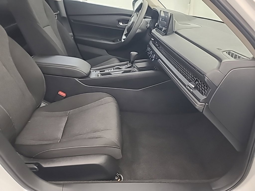 Used 2023 Honda Accord EX image 14