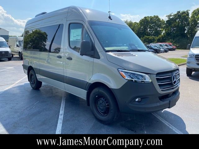 New 2025 Mercedes-Benz Sprinter 2500 image 3