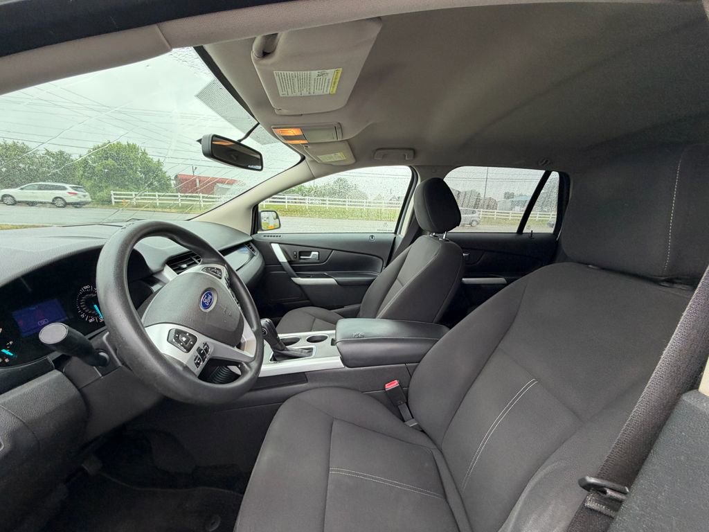 Used 2013 Ford Edge SE FWD image 10