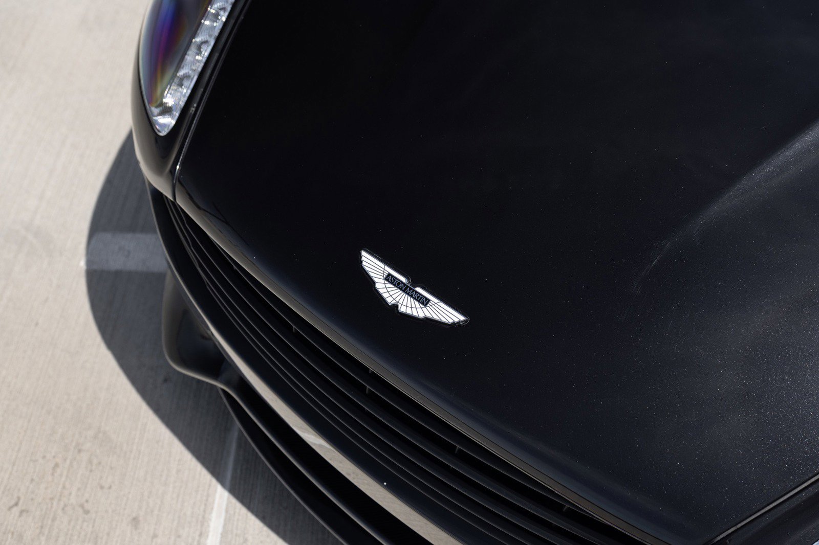 Used 2015 Aston Martin Vanquish Volante RWD image 23