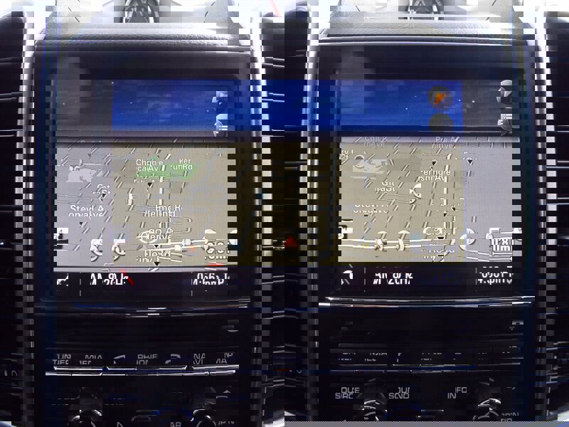 Used 2014 Porsche Cayenne AWD/4WD image 17