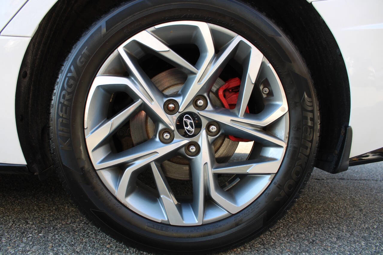 Used 2021 Hyundai Sonata SEL w/ Cargo Package image 18