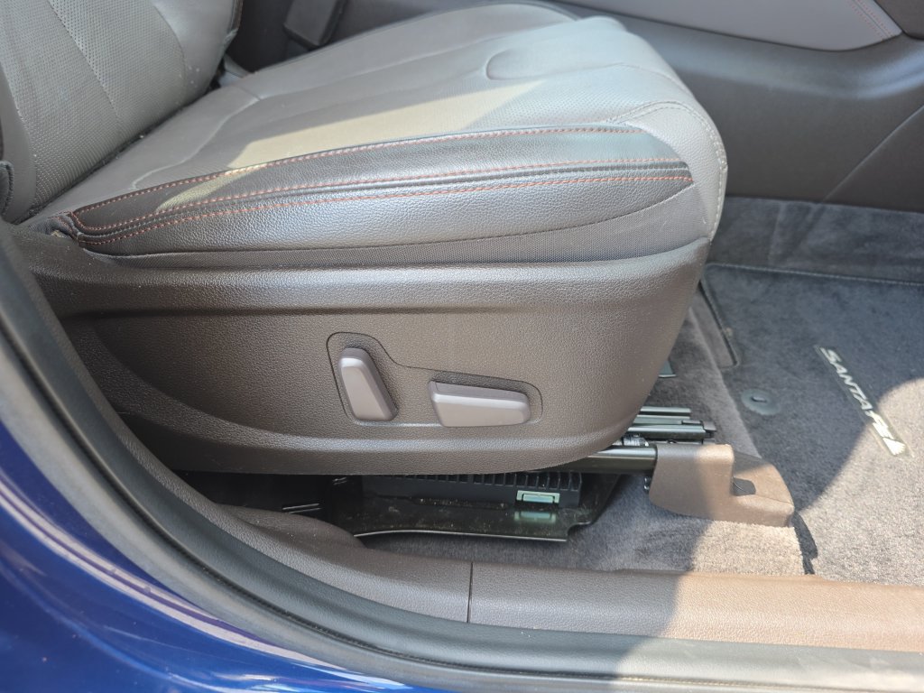 Used 2020 Hyundai Santa Fe Limited w/ Cargo Package FWD image 41