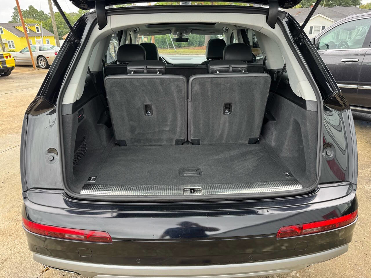 Used 2017 Audi Q7 3.0T Premium Plus w/ Premium Plus Package image 23