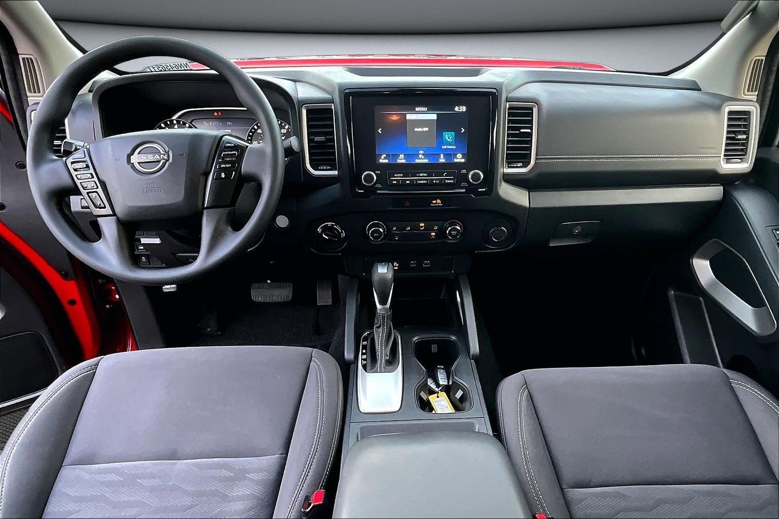 Used 2022 Nissan Frontier SV w/ Technology Package image 8