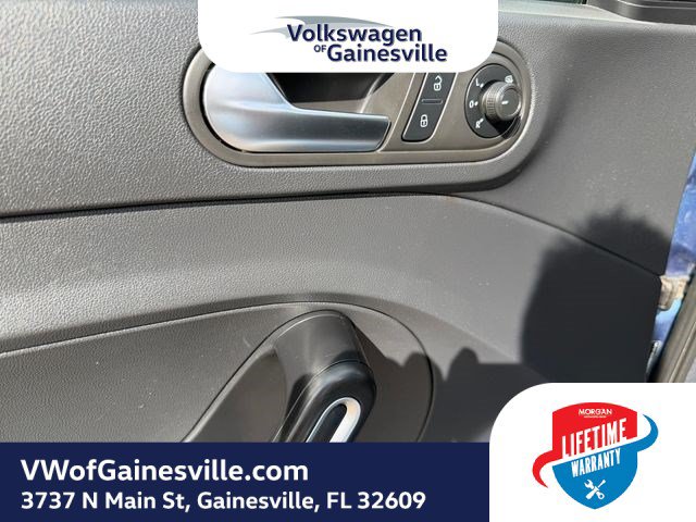 Used 2019 Volkswagen Beetle 2.0T S FWD image 17