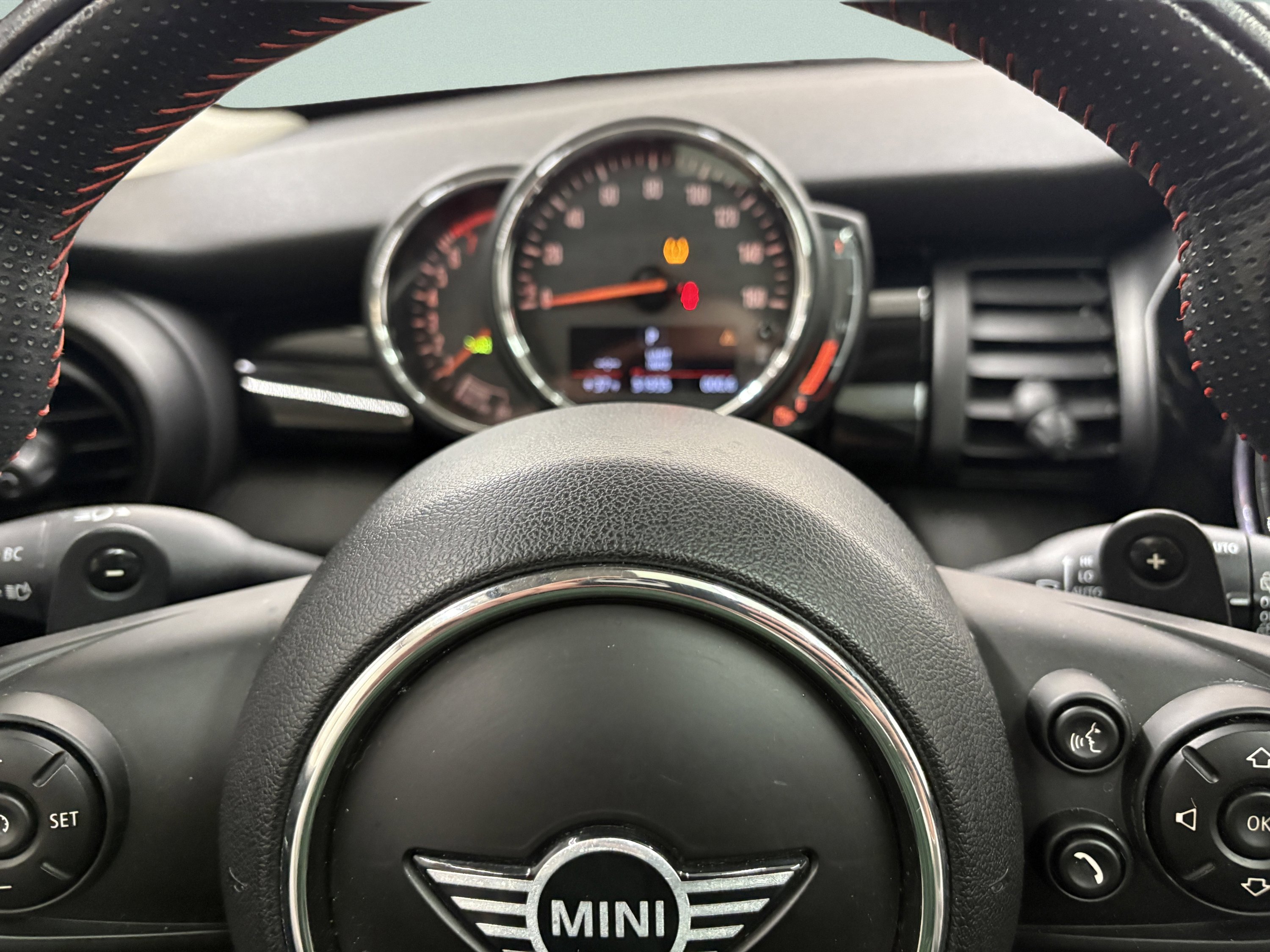Used 2019 MINI Cooper S image 26
