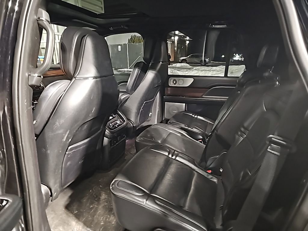 Used 2019 Lincoln Navigator Reserve image 7