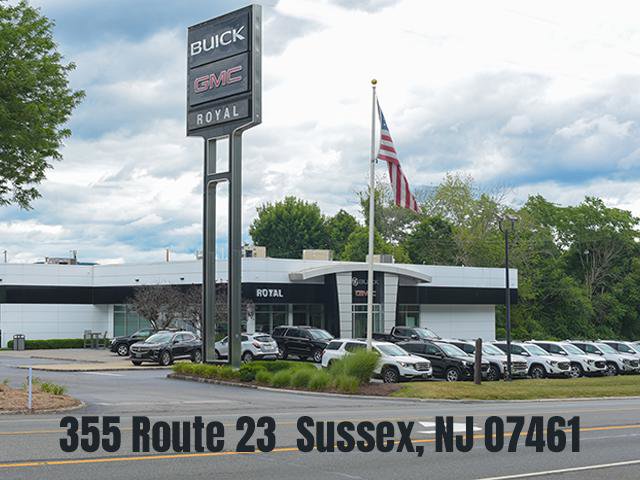 Certified 2022 GMC Sierra 1500 SLT w/ SLT Convenience Package image 9