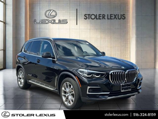 Used 2023 BMW X5 xDrive40i AWD/4WD image 1