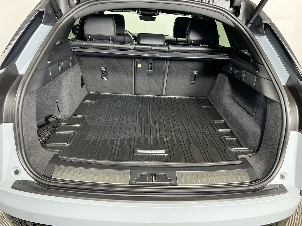 Used 2026 Land Rover Range Rover Velar Dynamic SE image 28
