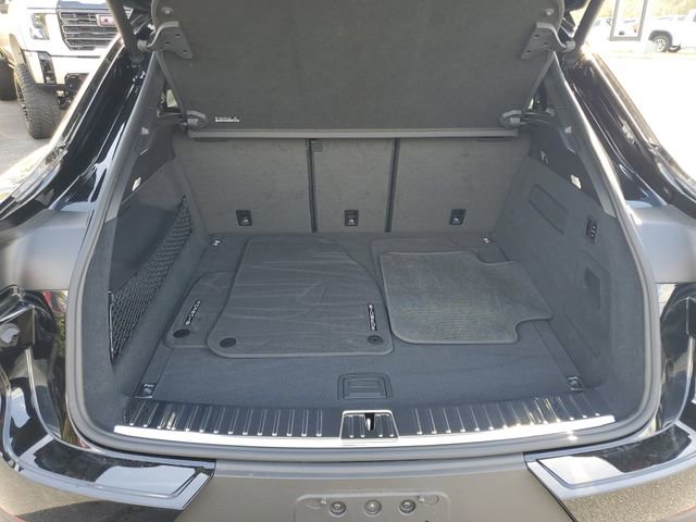 Used 2024 Porsche Cayenne Coupe image 29