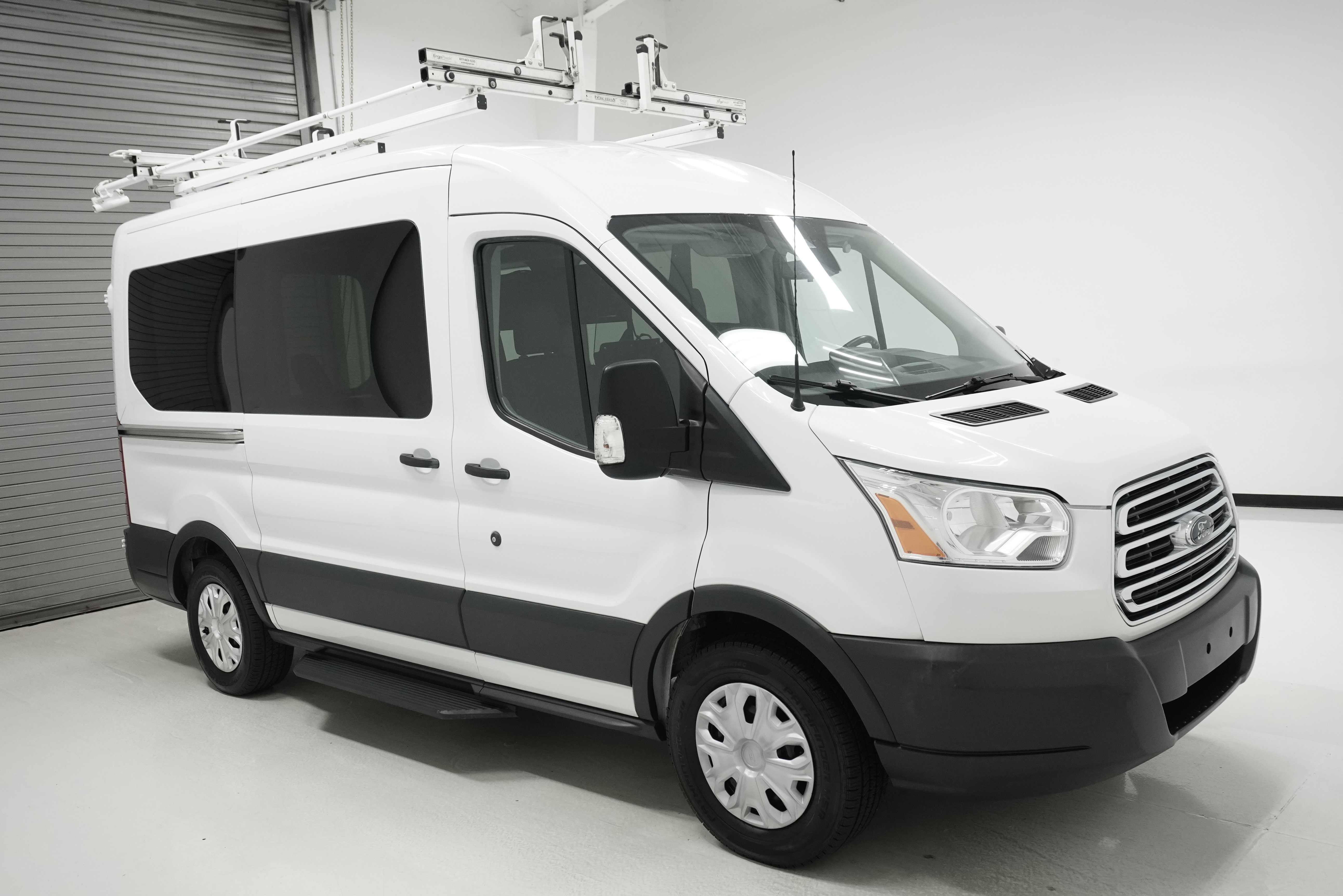 Used 2018 Ford Transit 150 XLT RWD image 2