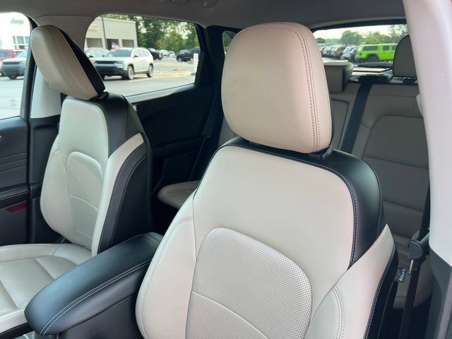Used 2022 Ford Escape SEL AWD/4WD image 13