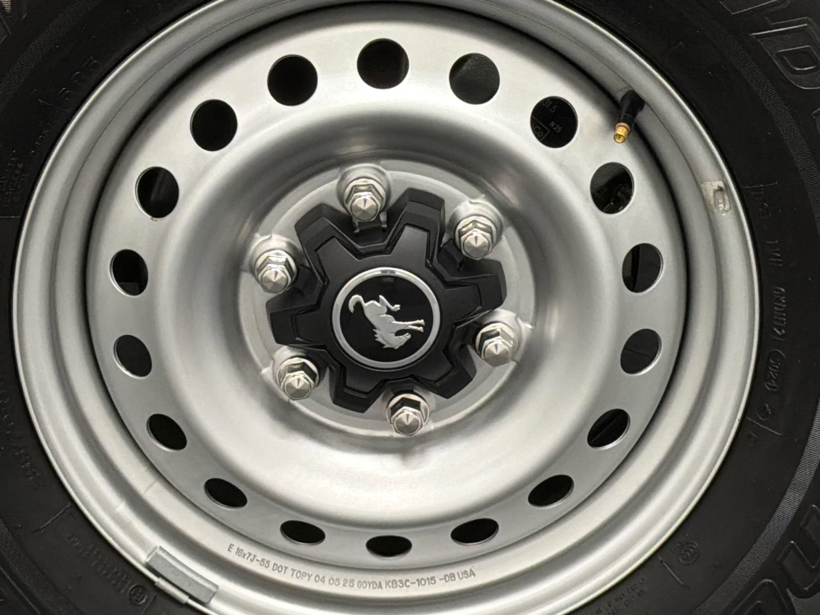 Used 2025 Ford Bronco 4-Door AWD/4WD image 5