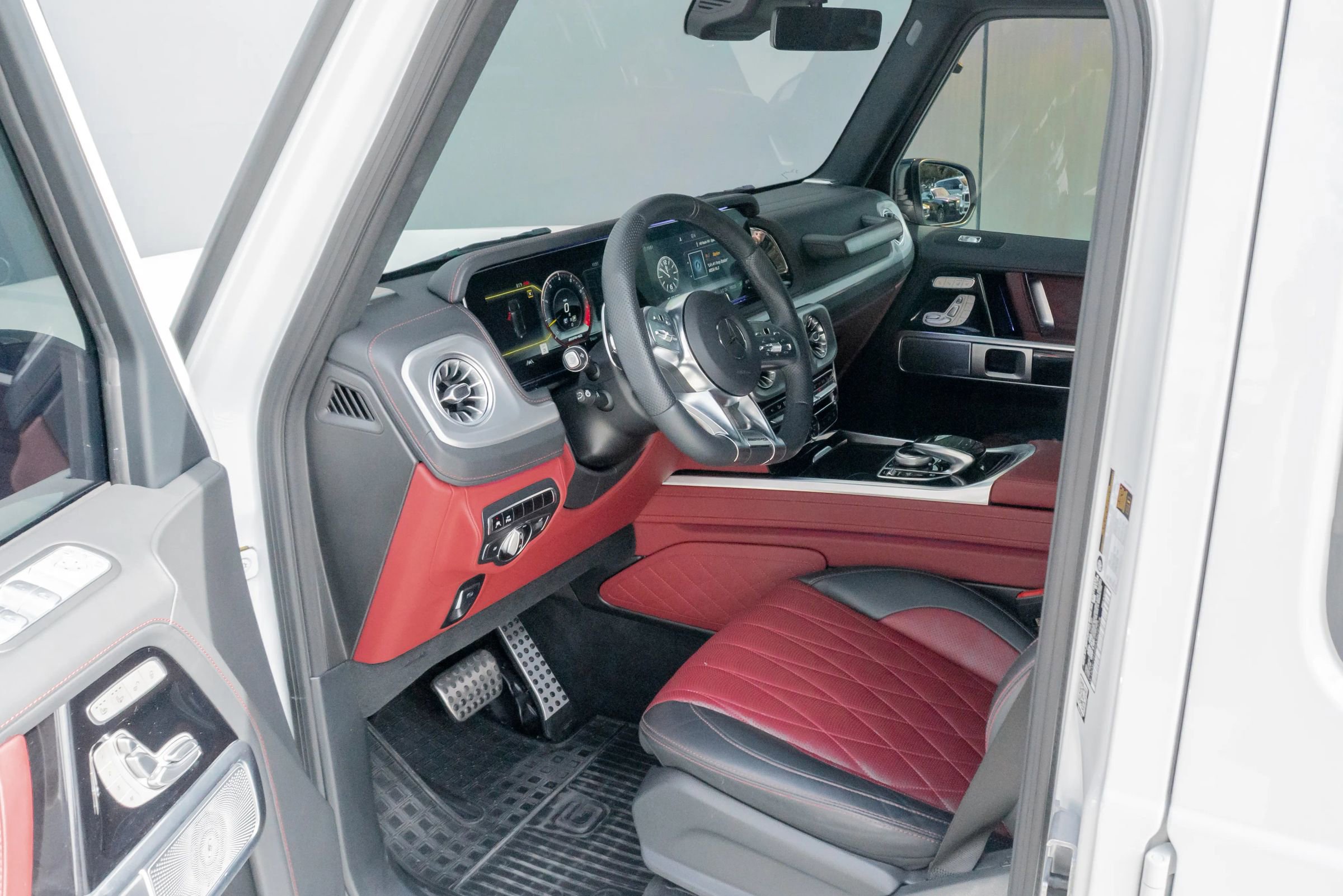 Used 2024 Mercedes-Benz G 63 AMG 4MATIC image 70