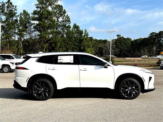 New 2025 Toyota Crown Signia image 9