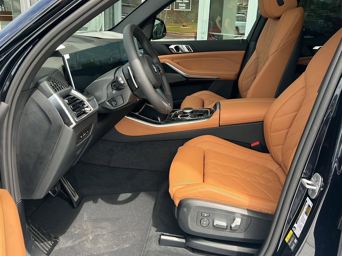 New 2026 BMW X5 xDrive50e image 10