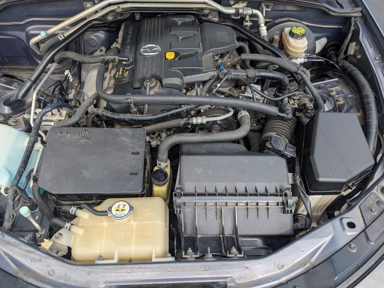 Used 2008 MAZDA MX-5 Miata Grand Touring w/ Premium Pkg RWD image 16