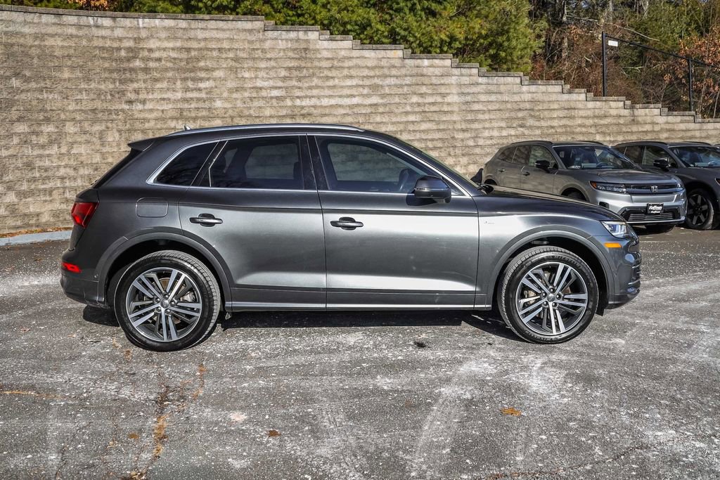 Used 2020 Audi Q5 e Prestige w/ Prestige Package image 3