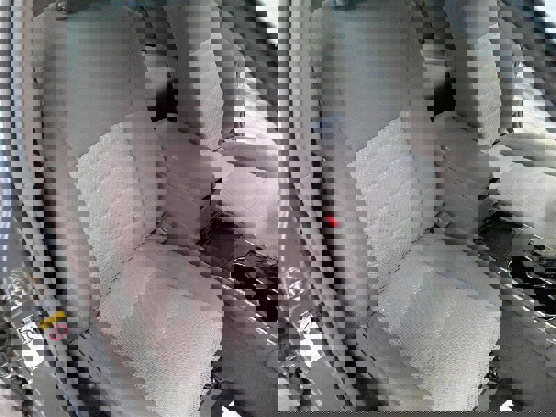 Used 2017 Toyota Camry LE image 24