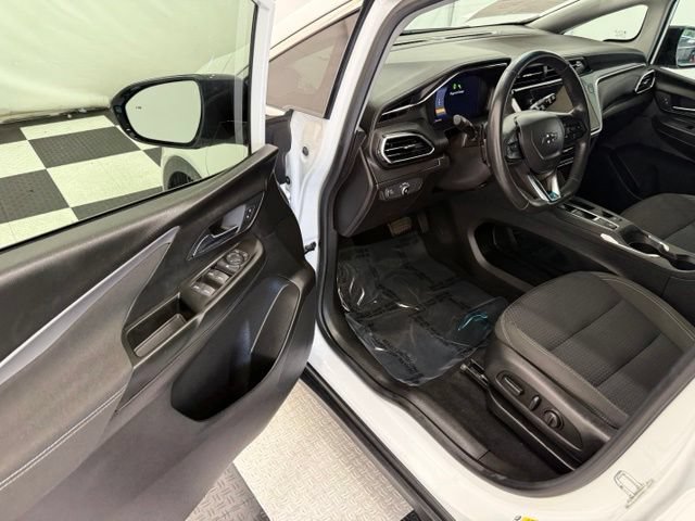 Used 2023 Chevrolet Bolt LT FWD image 27