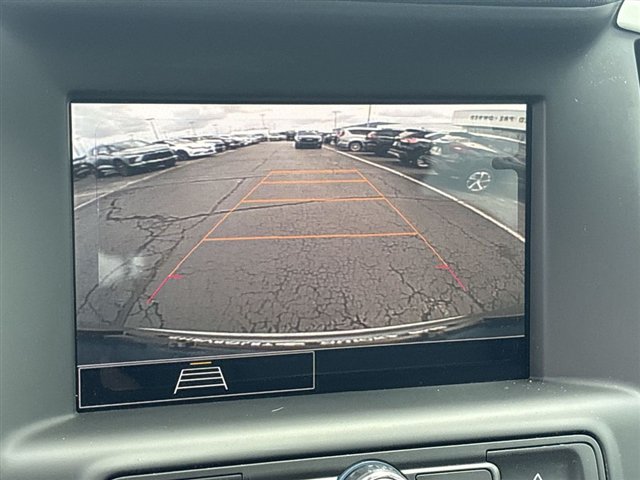 Used 2024 GMC Terrain SLE w/ Driver Convenience Package FWD image 14