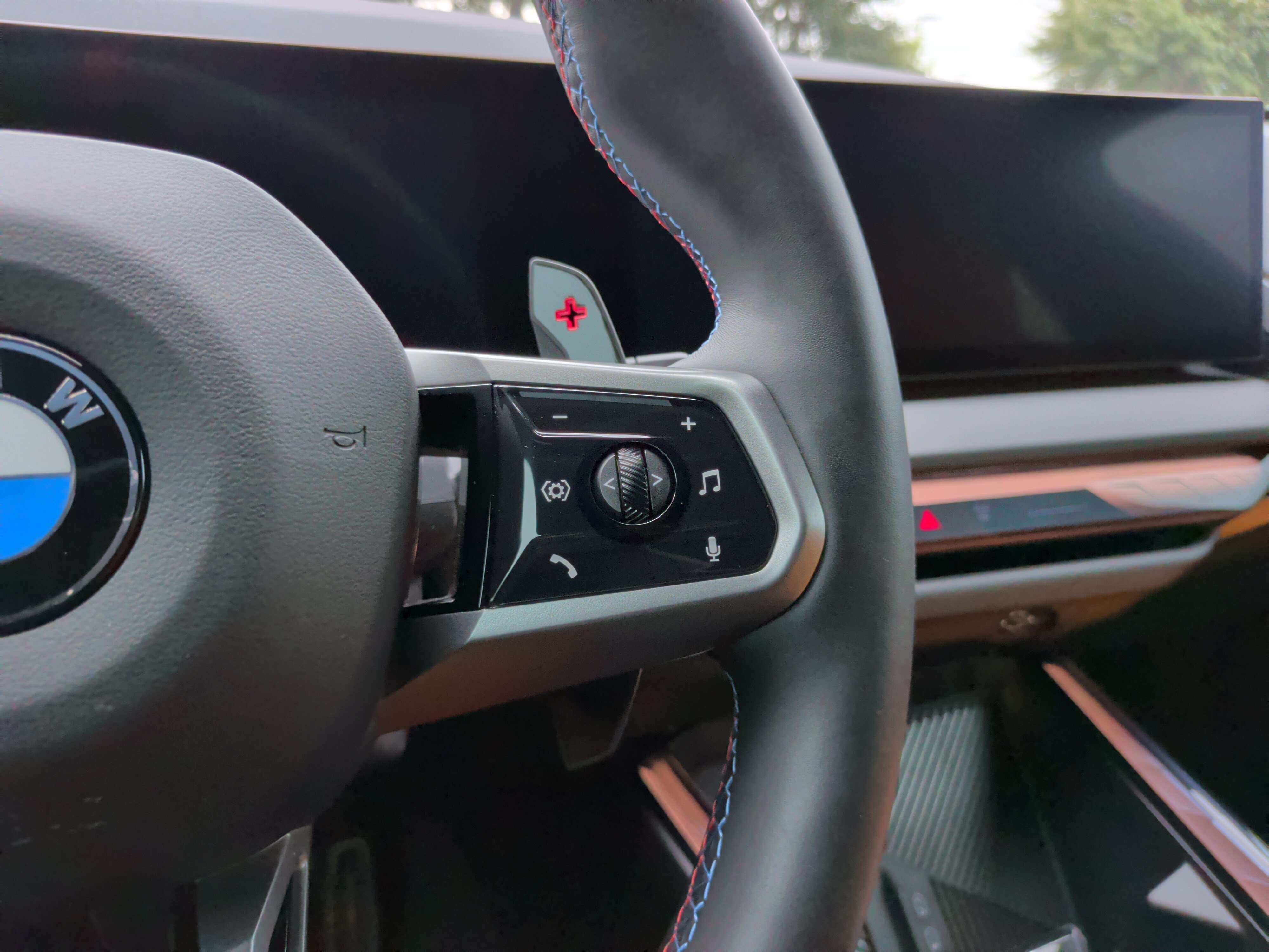 Certified 2025 BMW X3 M50 w/ Premium Package AWD/4WD image 23
