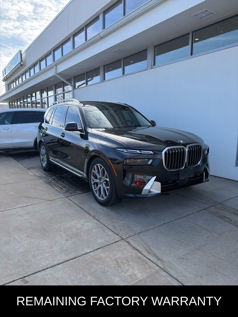 Used 2024 BMW X7 xDrive40i image 1