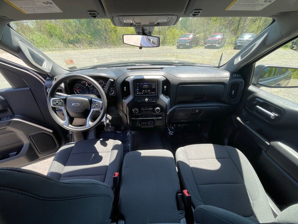 Used 2021 Chevrolet Silverado 1500 Custom Trail Boss AWD/4WD image 3