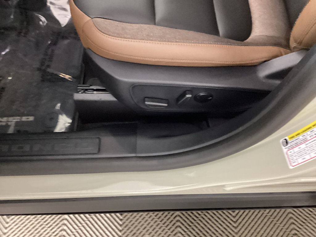 Used 2025 Ford Bronco Sport Outer Banks w/ Outer Banks Tech Package+ image 16