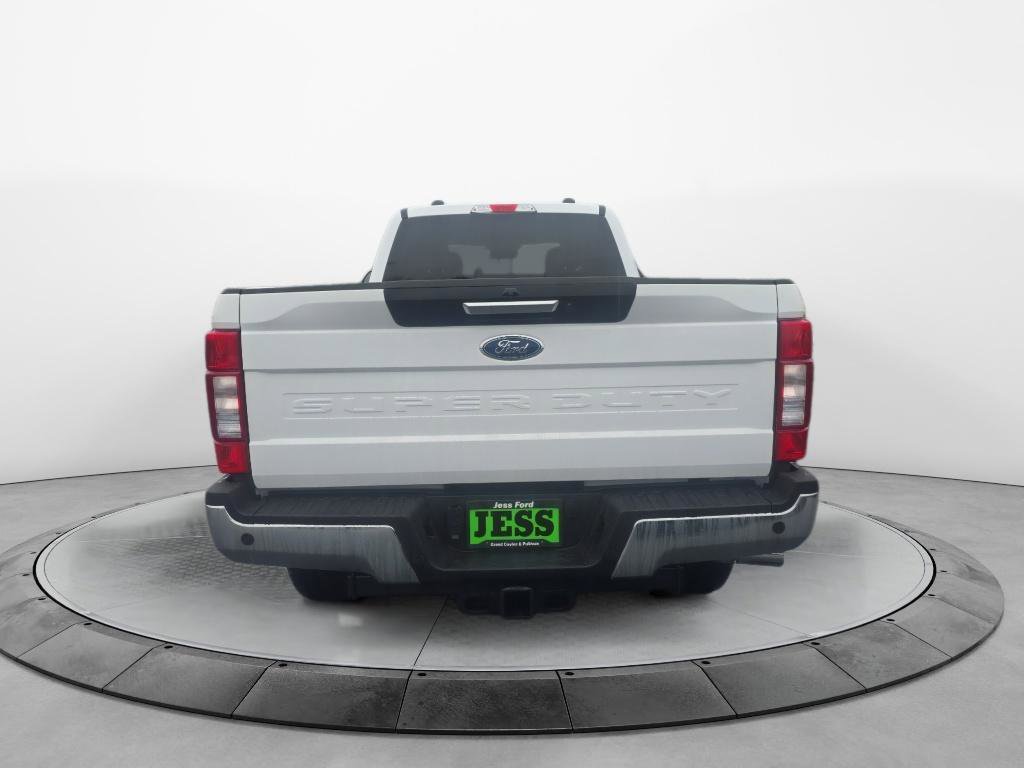 Used 2022 Ford F350 XLT w/ XLT Premium Package image 4