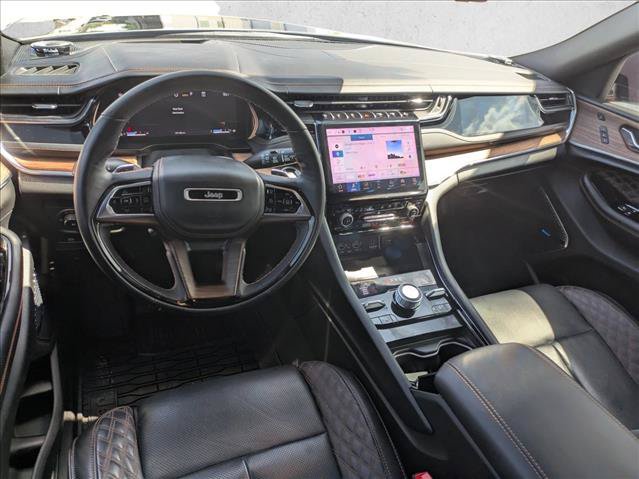 Used 2024 Jeep Grand Cherokee Summit w/ Adv Protech Group IV AWD/4WD image 14
