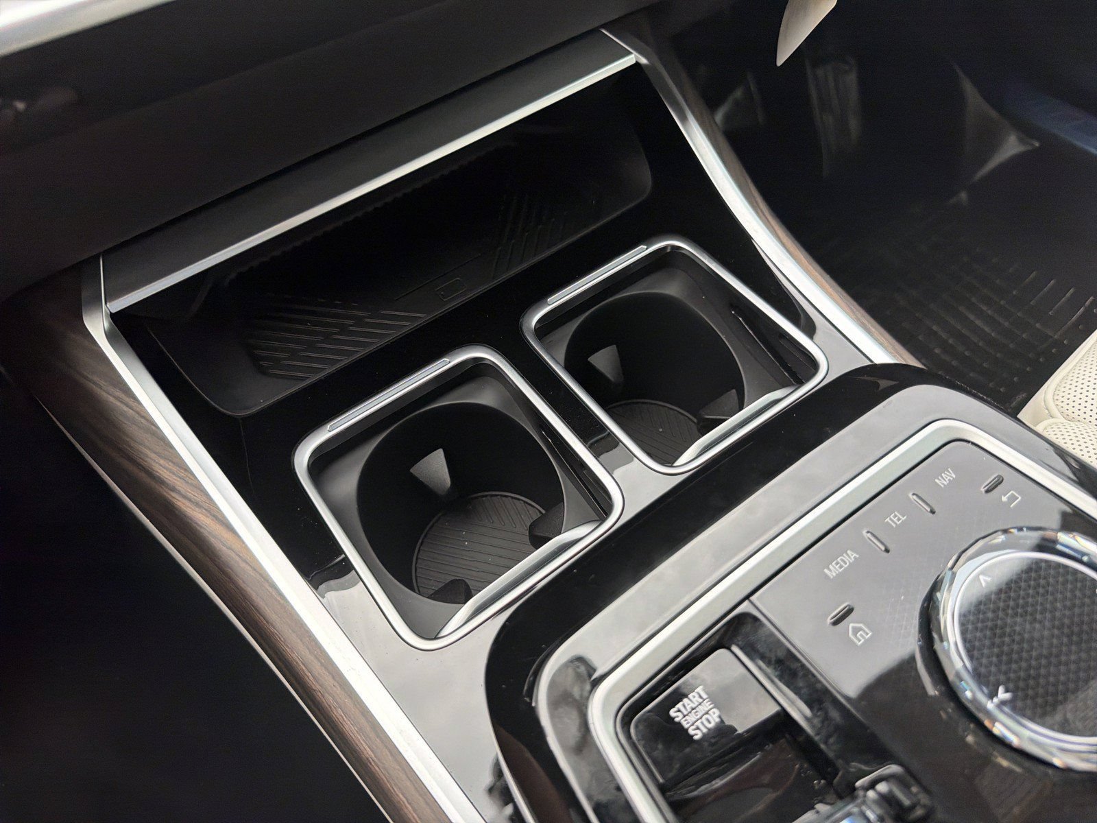 New 2026 BMW 760i xDrive AWD/4WD image 35