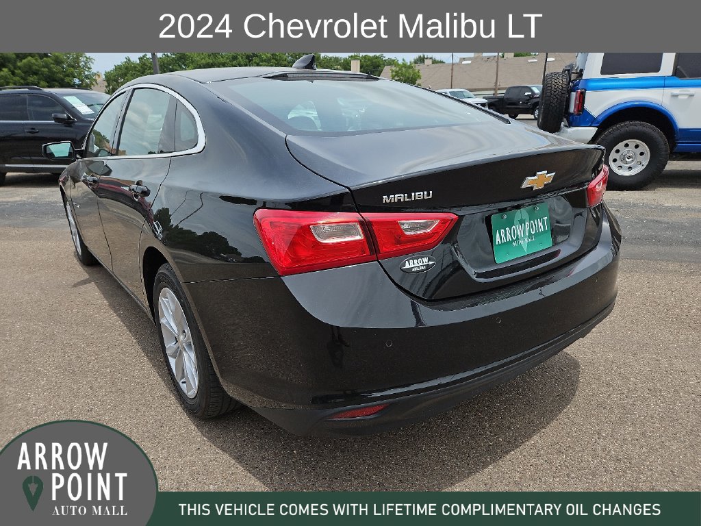Used 2024 Chevrolet Malibu LT FWD image 9