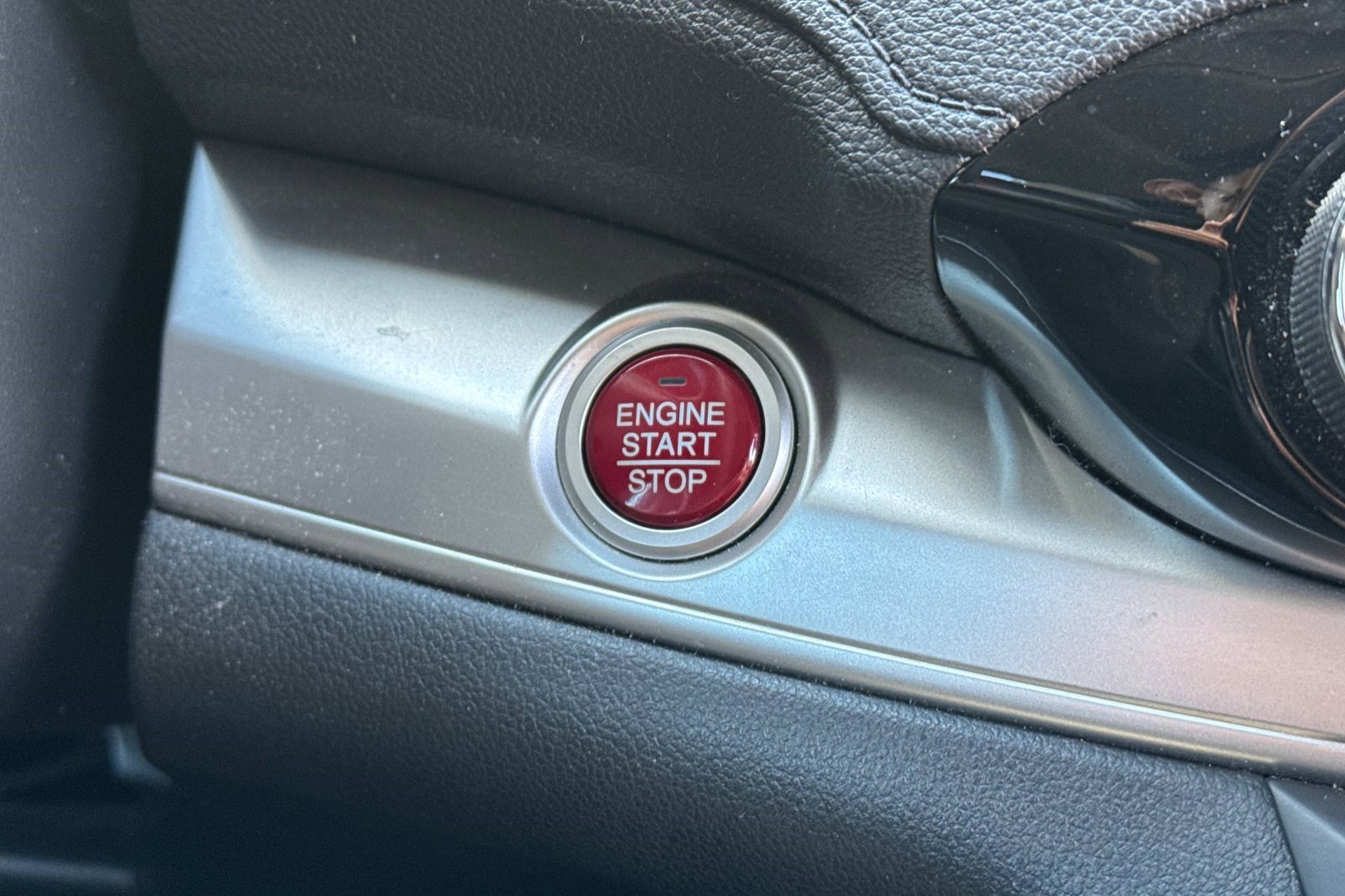 Used 2016 Honda CR-V EX image 33