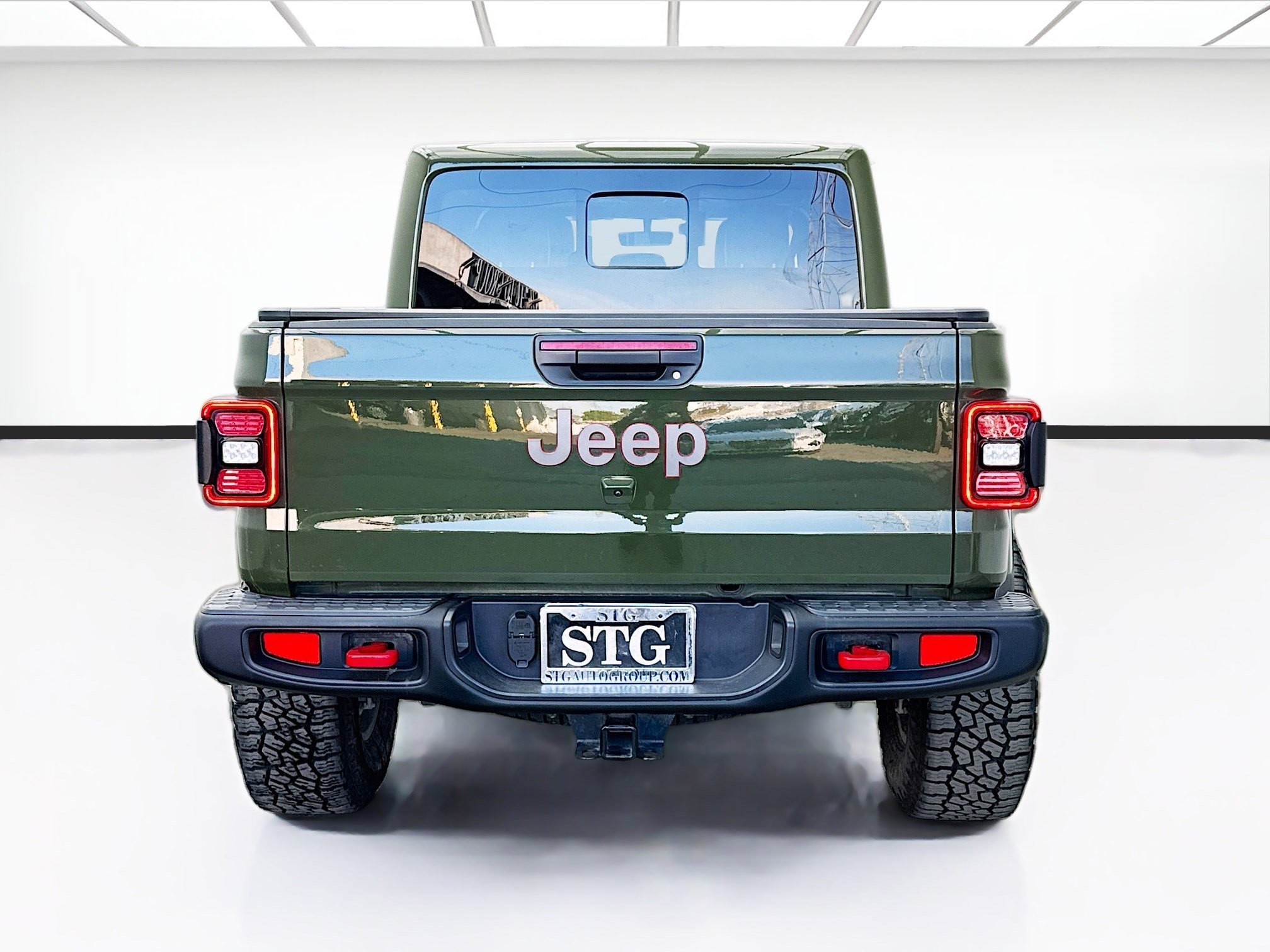 Used 2022 Jeep Gladiator Rubicon w/ LED Lighting Group AWD/4WD image 5