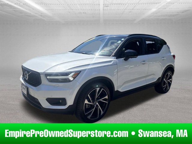 Used 2021 Volvo XC40 T5 R-Design w/ Advanced Package