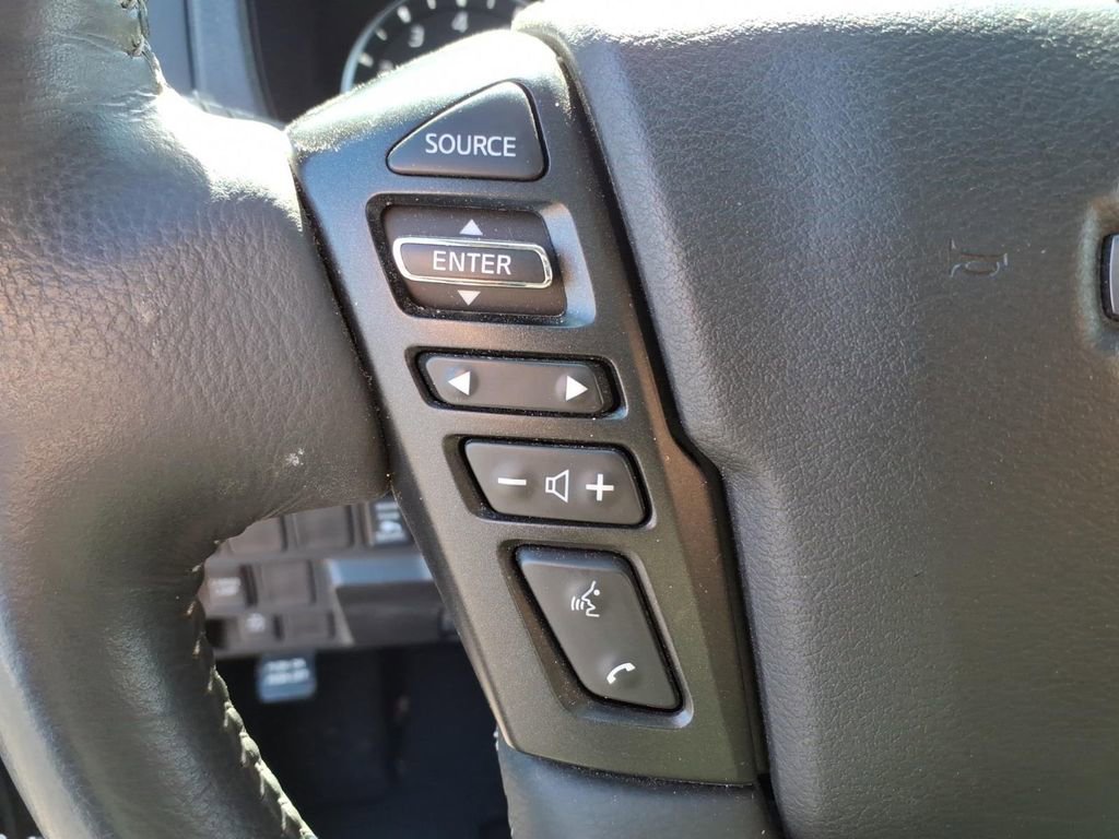 Used 2024 Nissan Frontier SV w/ SV Convenience Package image 19