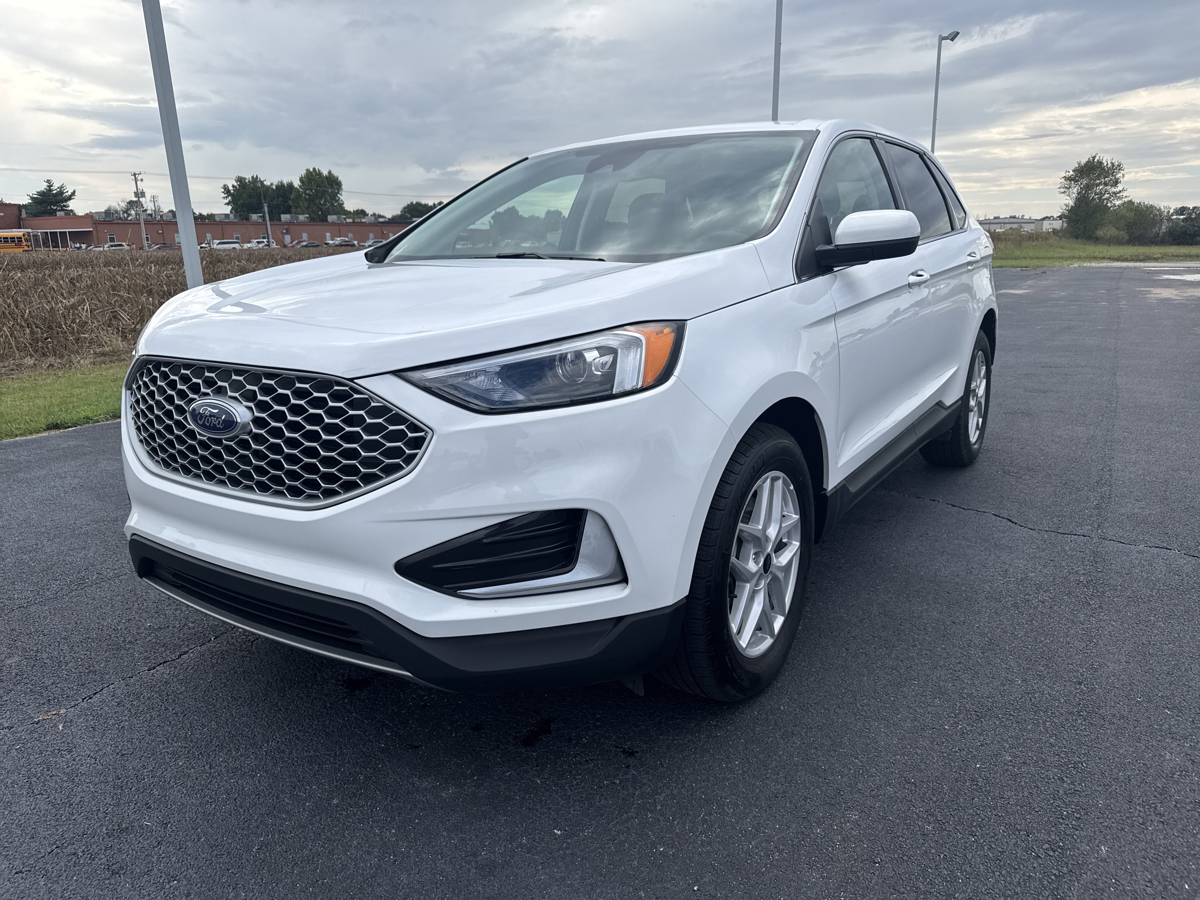 Used 2024 Ford Edge SEL
