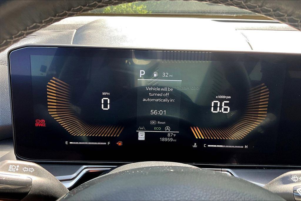 Used 2024 Kia Sorento S image 29