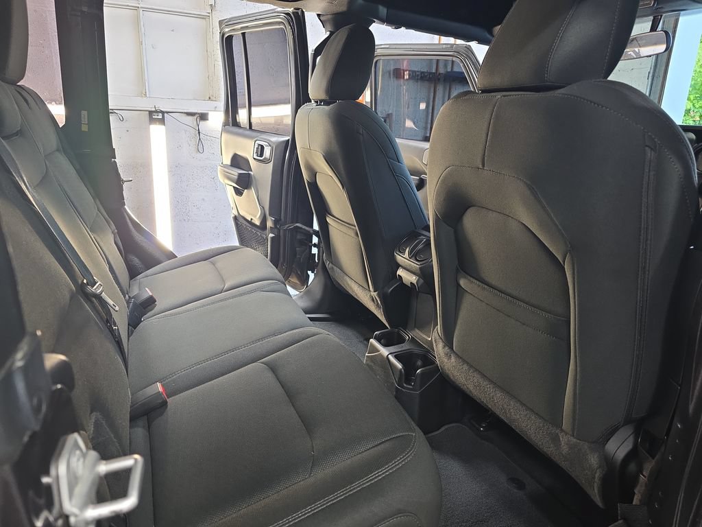 Used 2021 Jeep Wrangler Unlimited Sport AWD/4WD image 11